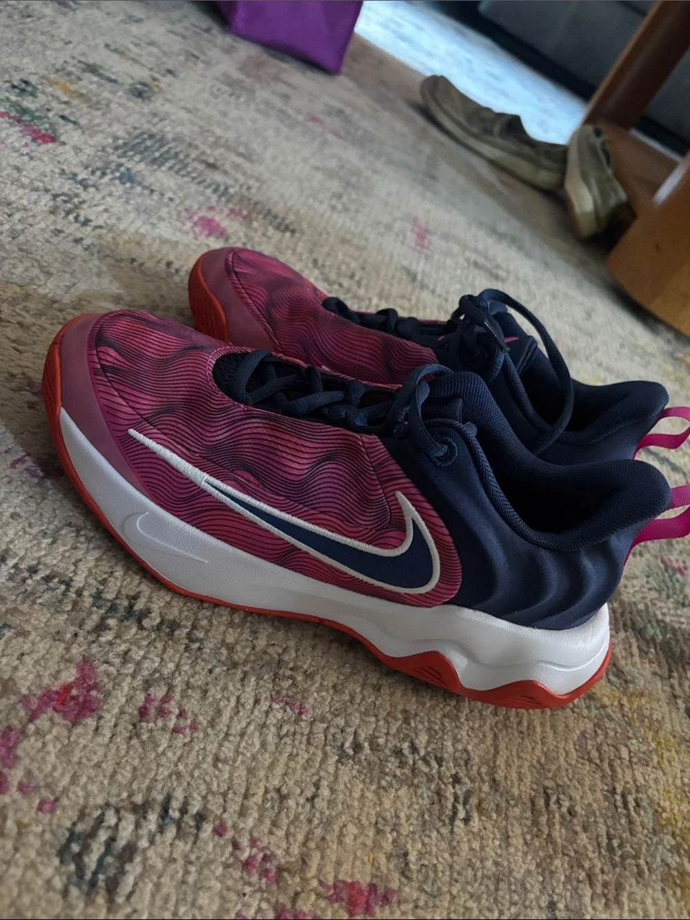Liam maverick eva Nike 5:5Y shoes